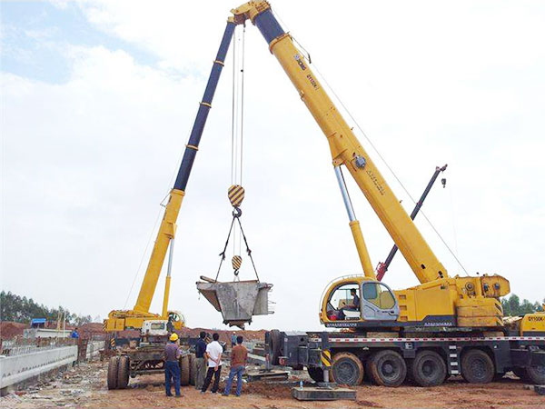 如何購買一臺好的隨車吊？購買隨車吊注意事項